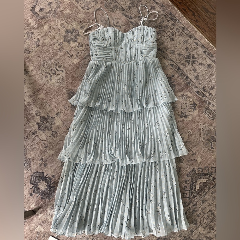 Self-portrait metallic floral tiered dress, size 2 (US)